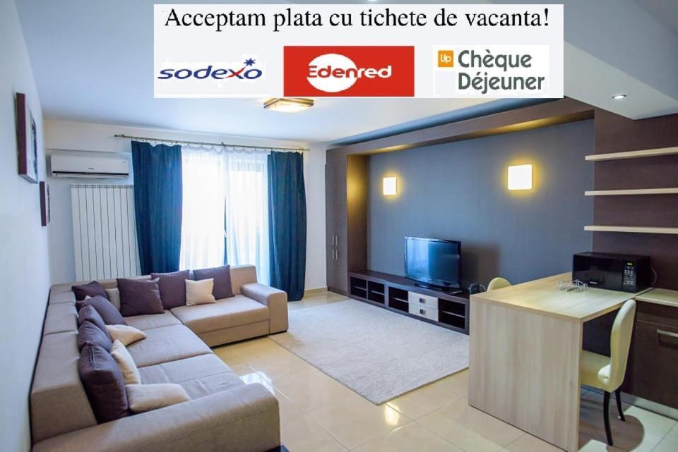 C&Y Zev Apartments Mamaia Exterior photo